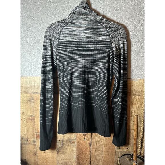 Nike Pro Top Womens Sz M Hyperwarm Training High Neck Logo Activewear Athleisure - Picture 3 of 7